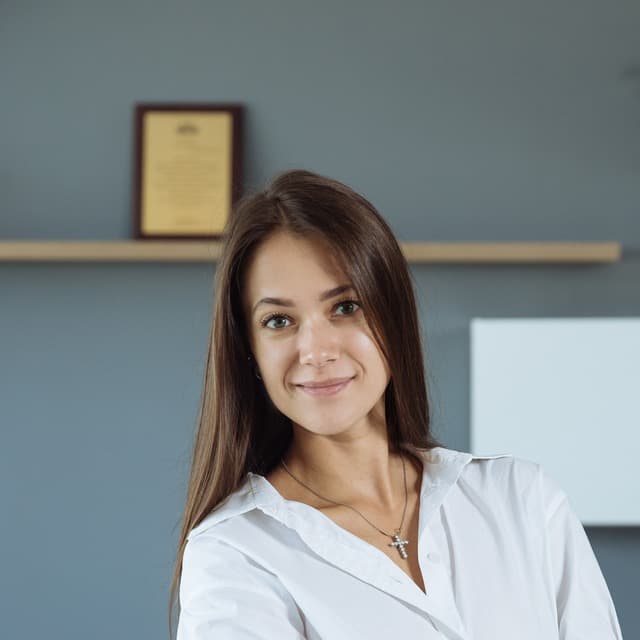 Анна Фролова